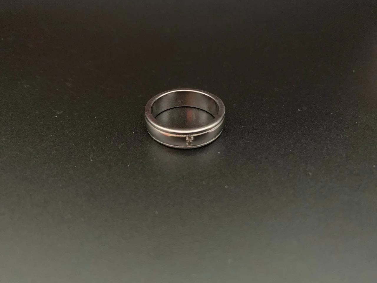 925 Sterling Silver Men's Three-Accent Grooved Ring — additional product view 2