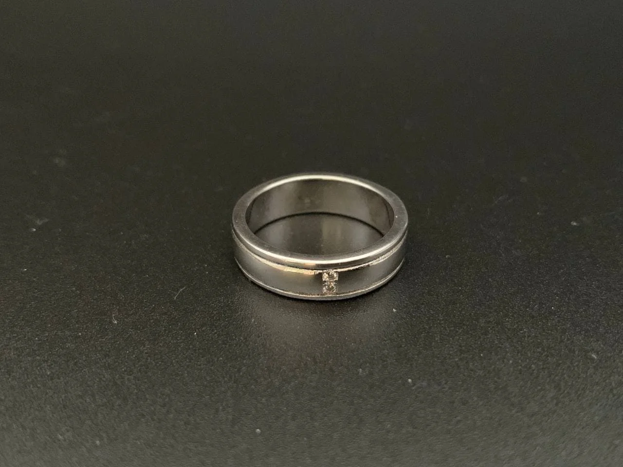 925 Sterling Silver Men's Three-Accent Grooved Ring — additional product view 1