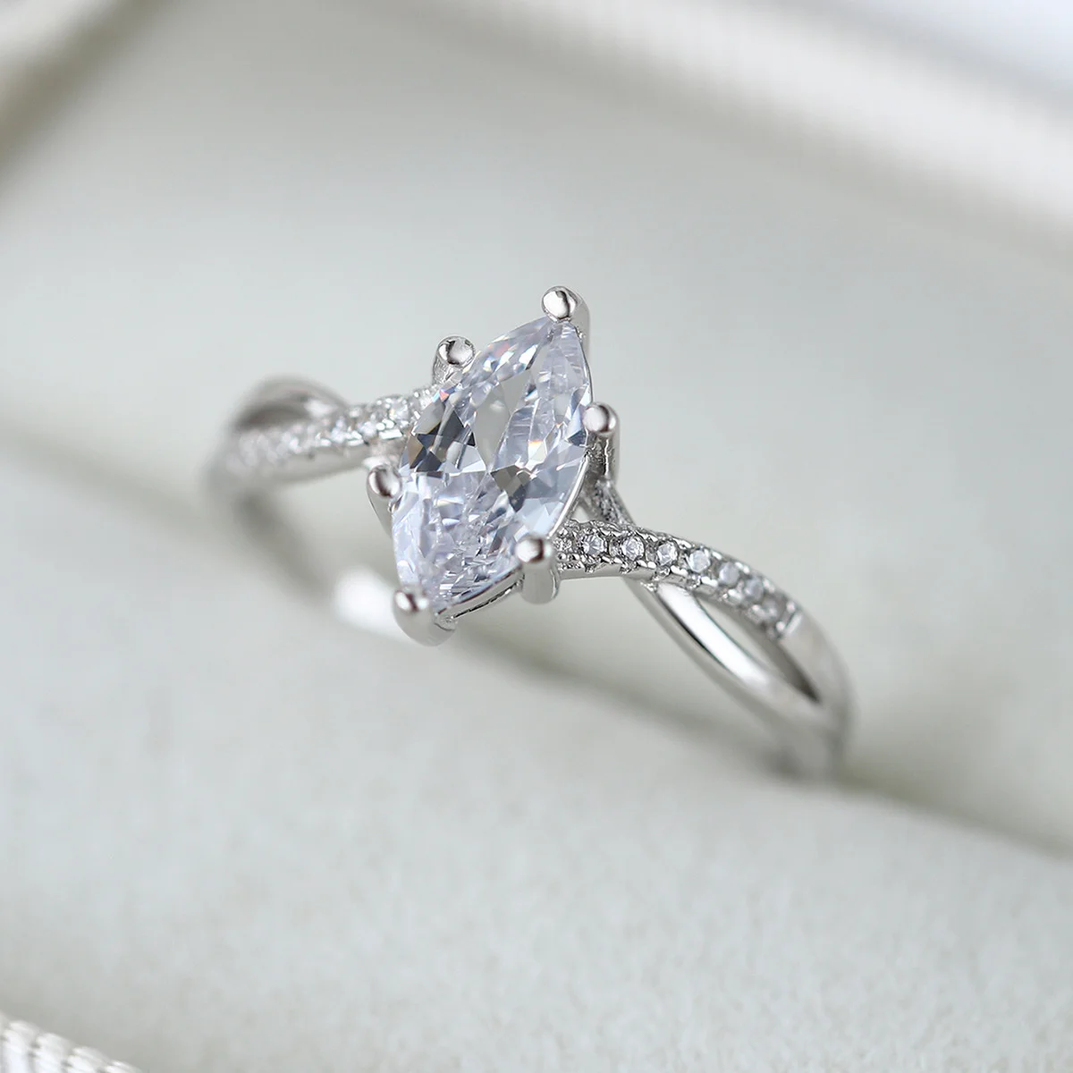 925 Sterling Silver Women's Marquise-Center Ring — main product photograph